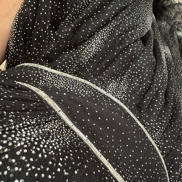 BASIX Black Label V-Neck Fit Flare Tulle Gown Black Silver - Picture 11 of 12